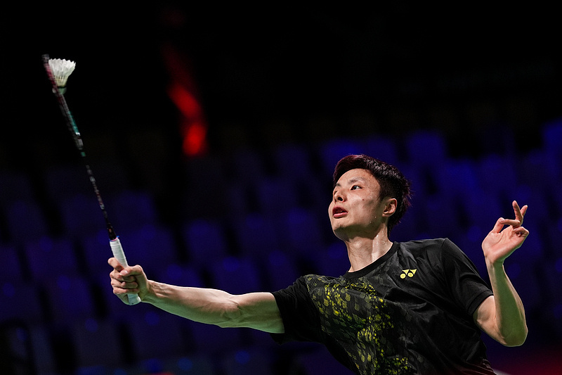 国羽名将石宇奇在今年汤尤杯期间训练(图自视觉中国)