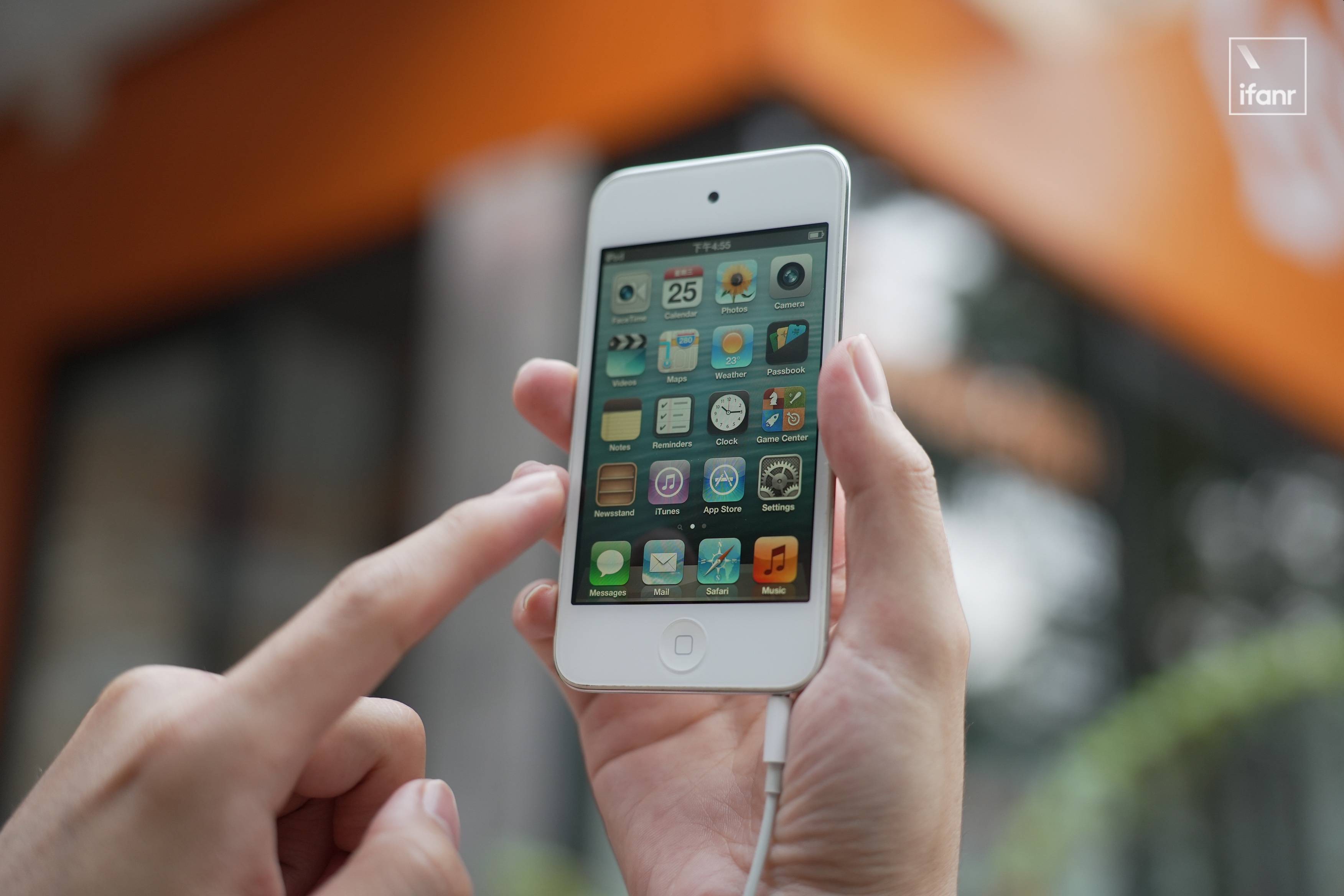 我们都误解了折叠屏|明日后视镜