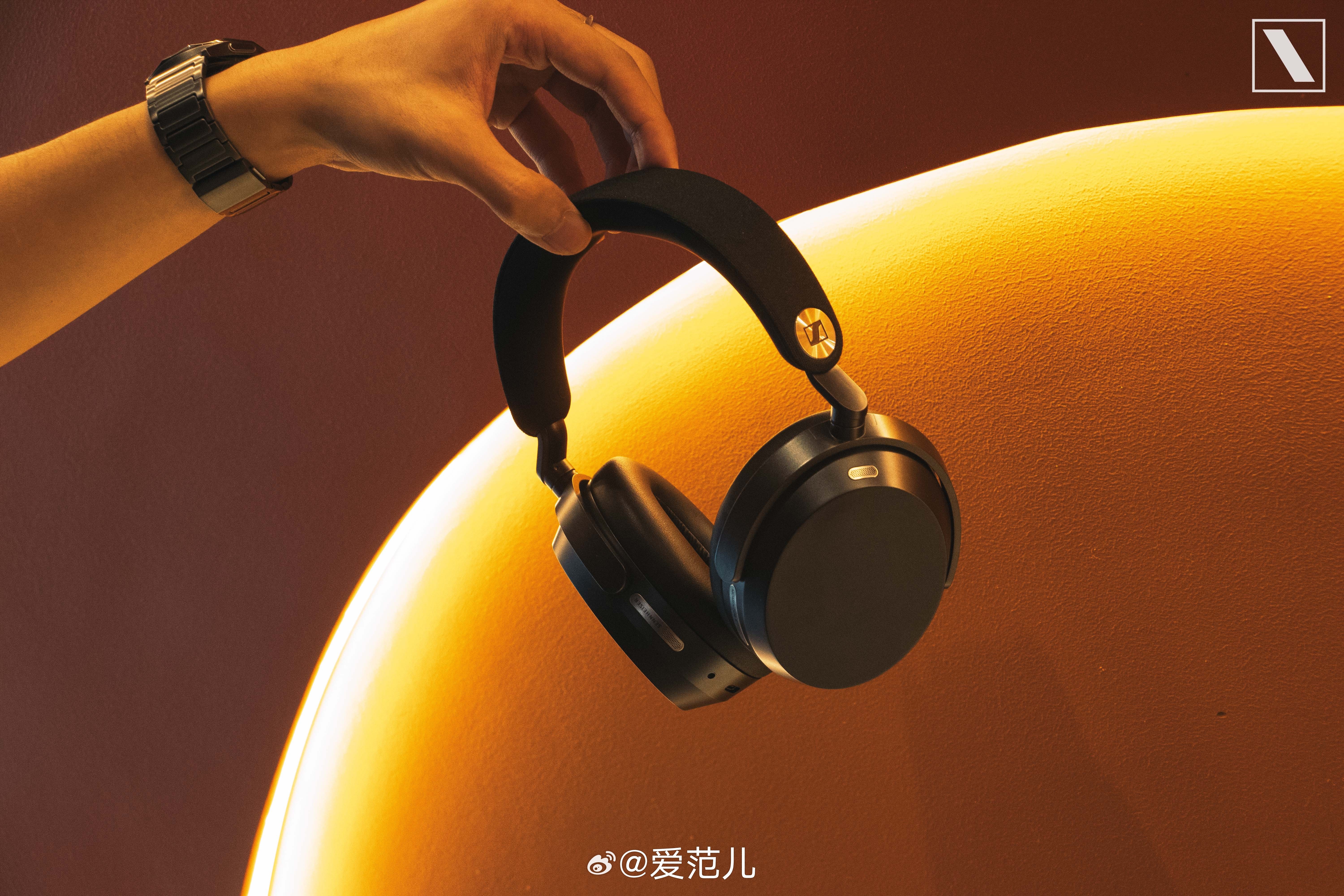 #爱范儿图赏#|一副很「森海塞尔」的旗舰头戴耳机 MOMENTUM