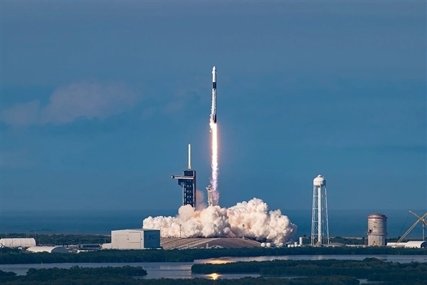 SpaceX再获16亿美元订单：将执行美国太空军18次发射任务