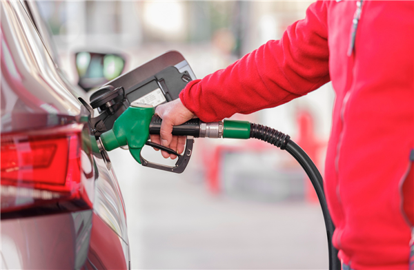 车主赶快加油！国内油价将迎六连涨 本日运转调价