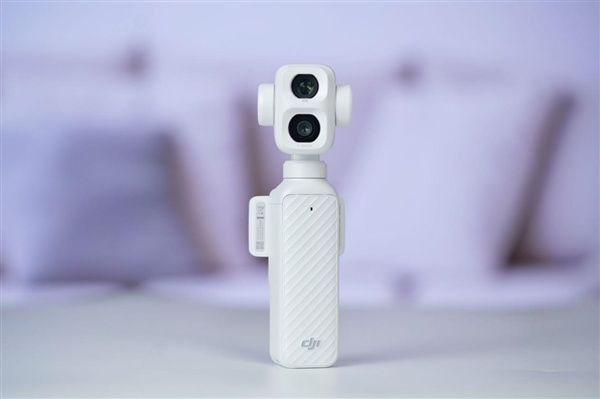 口袋电影机!大疆DJI OSMO POCKET 4P云台相机白色版图赏