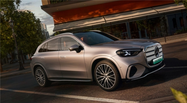 车主集体吐槽全触控难用！奔驰负责人承诺未来车型将保留实体按键