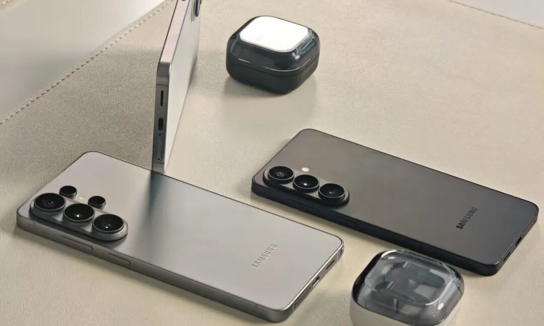 三星S26系列上手：国行AI接入豆包，Ultra靠「防窥屏」打出差异化
