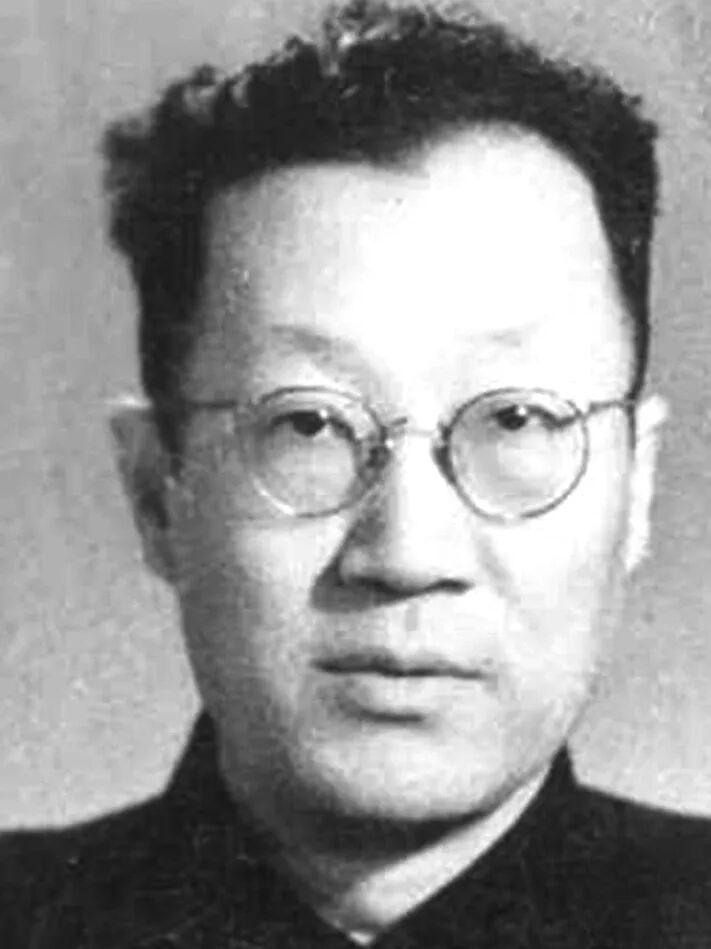 董秋斯