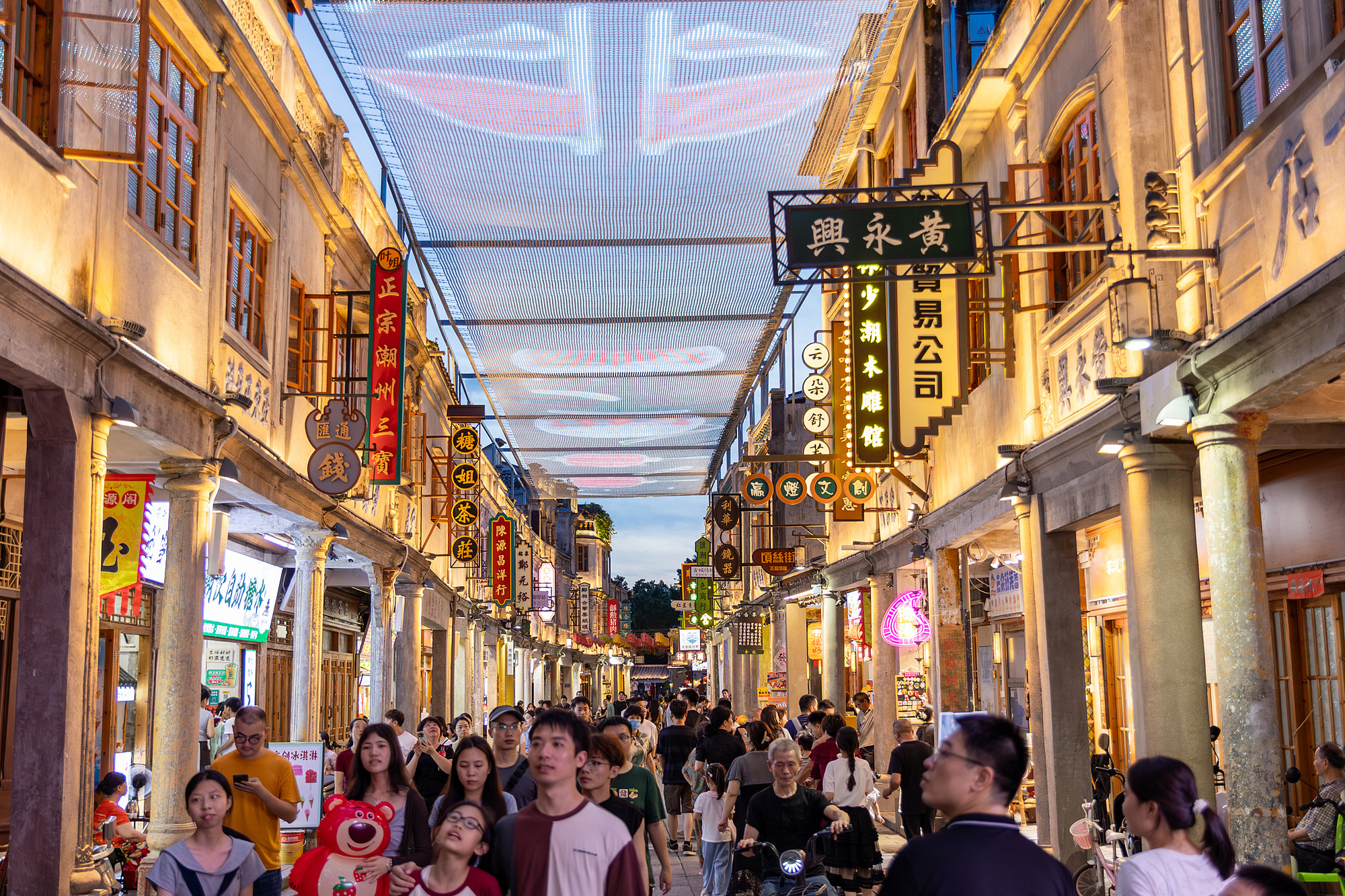 广东揭阳,电影《给阿嬷的情书》取景地吸引众多游客打卡