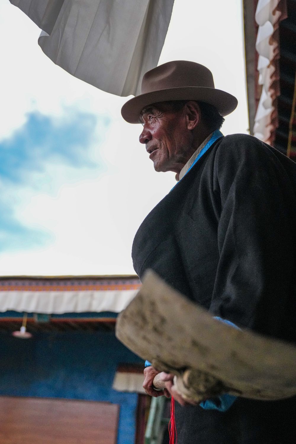 达瓦片多在家中（3月12日摄）。