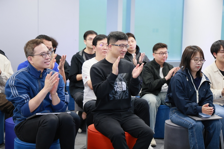 追光的你 | “年轻的事业”走向世界舞台