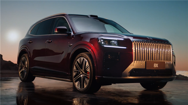 顶配售价近50万元!极氪8X内饰曝光:采用一体式连屏