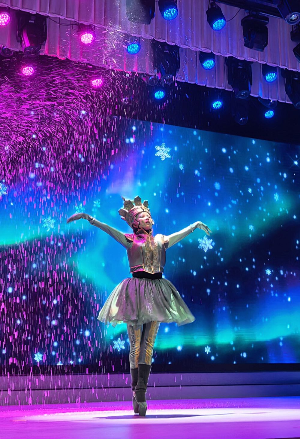 歌舞剧《国宝欢乐耶》演出现场。新华社记者 袁月明 摄