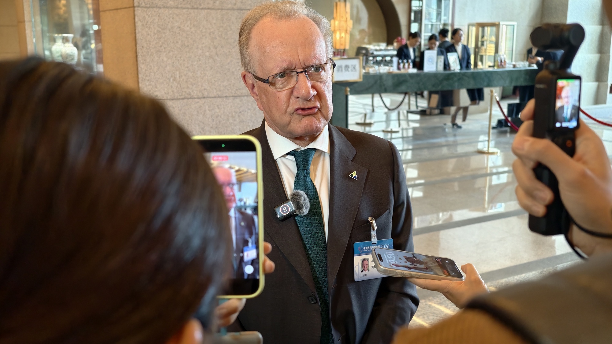 昆山杜克大学美方校长、常务副校长、社会科学杰出教授约翰&middot;奎尔奇