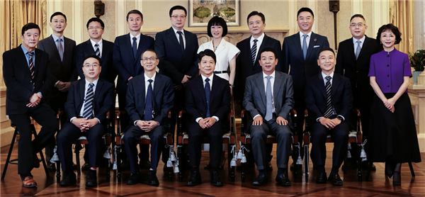 华为监事会新一届阵容亮相 ：成员面孔更年轻 背后信号不简单