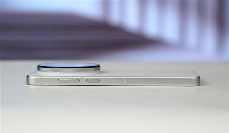 14-400mm终极全焦段!vivo X300 Ultra手机全面评测:依然是年度影像机皇