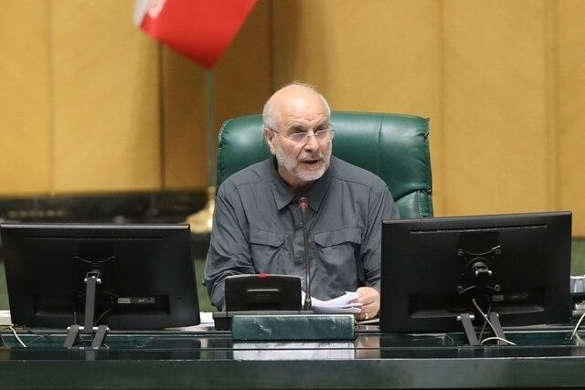 △伊朗议会议长卡利巴夫(资料图)