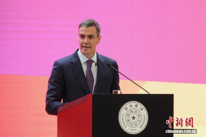 4月13日，北京，西班牙首相桑切斯在清华大学演讲。<a target='_blank' href='/'>中新社</a>记者 曾玥 摄