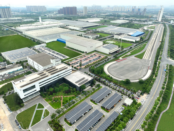 岚图港股上市:一场关乎未来的“价值重估”