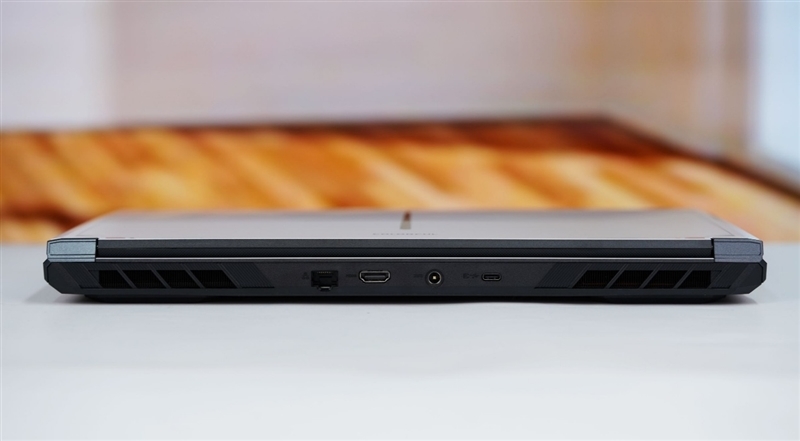 QLC早已今非昔比!七彩虹隐星P16 Pro笔记本评测:最强消费级QLC SSD配高性价比游戏本!