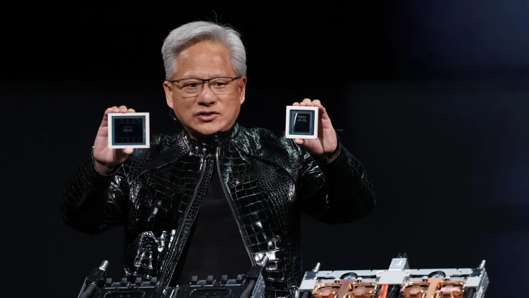 芯片,重磅来袭!黄仁勋,杀入AI PC