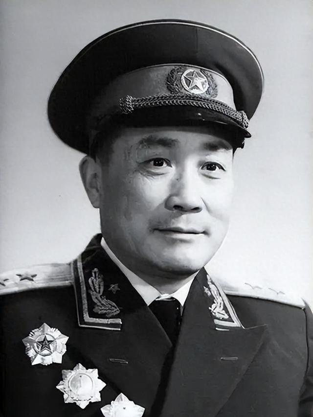 他建国前战功平平，建国后却立不世之功，毛主席直言堪比三大战役