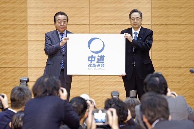 高市终于感到疼了，中国6个月一点不松口，外媒：将日本逼入困境