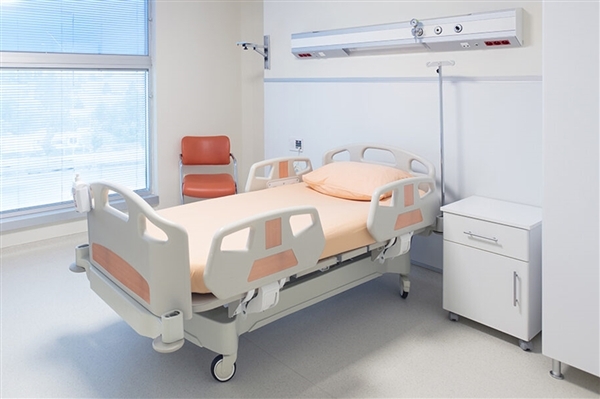 17岁男孩一碗螺蛳粉下肚：胃破了个洞