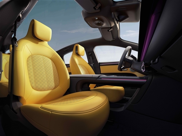 小米SU7的竞品+1!smart精灵6号内饰官图公布:浓郁奔驰味