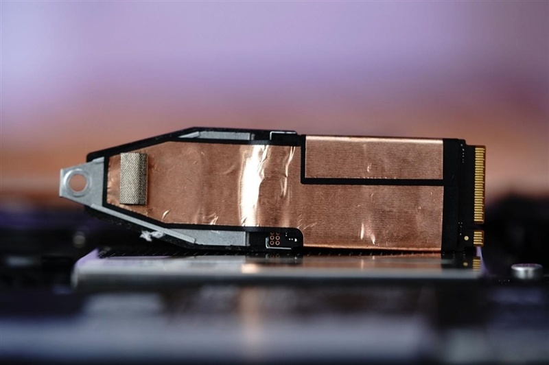 聚焦超级工程与科研生产力！Lenovo P16v 2026工作站评测：NVIDIA RTX PRO Blackwell加持 物理断网跑AI