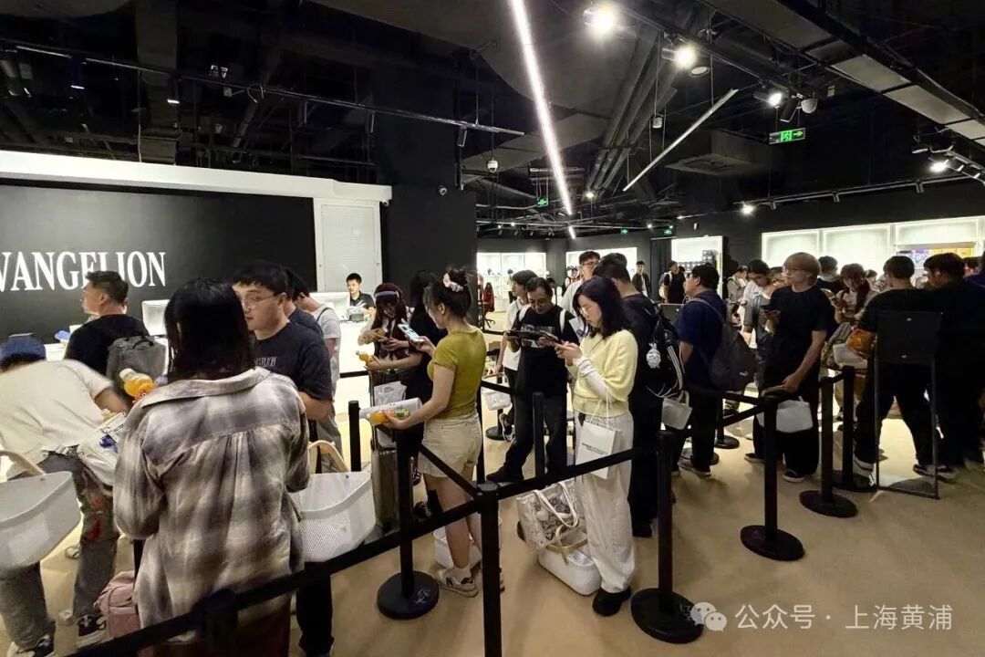 逛首展、抽金条、抢神券,南京路这家商场双节“金”喜加载-5