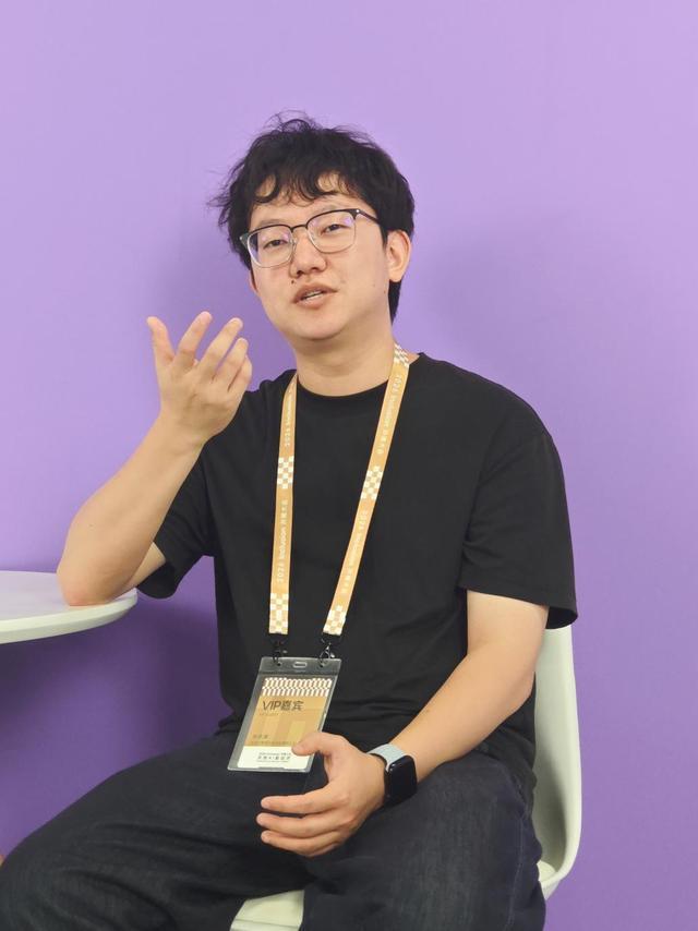 00后连续创业者、默造创始人孙东来接受记者采访。新京报贝壳财经记者 罗亦丹 摄