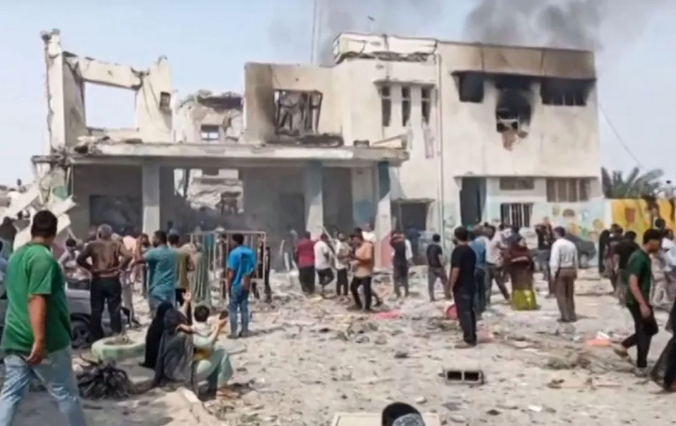 2月28日,伊朗霍尔木兹甘省一所女子小学遭美以袭击。