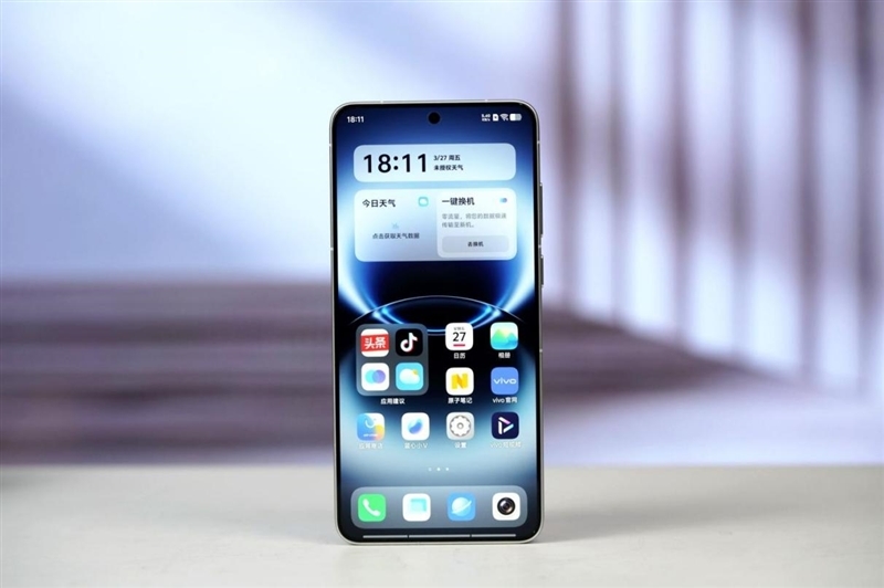 14-400mm终极全焦段!vivo X300 Ultra手机全面评测:依然是年度影像机皇