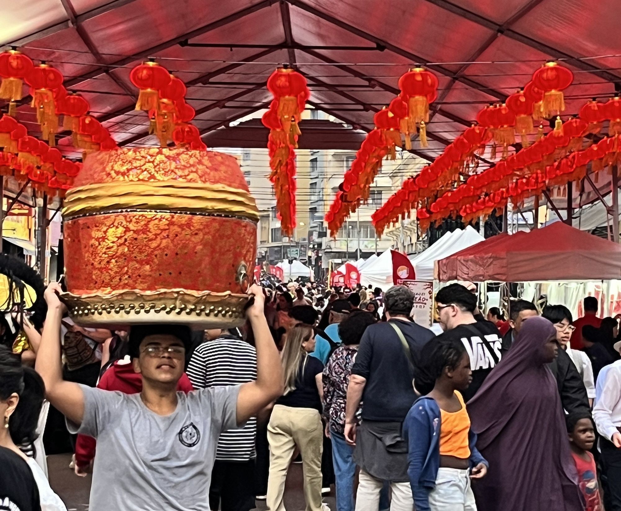中秋氛围浓郁的巴西街头