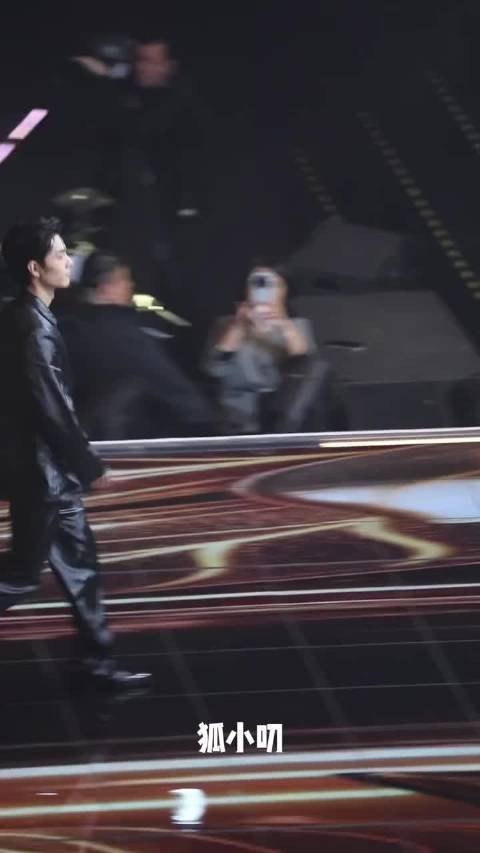 史上最年视帝诞生了股票怎么加杠杆买入，肖战圆满了，小飞侠们圆梦了，今夜注定无眠！