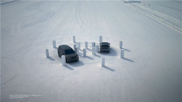 42万元的蔚来ES9发布 友商高管们今夜还睡得着吗