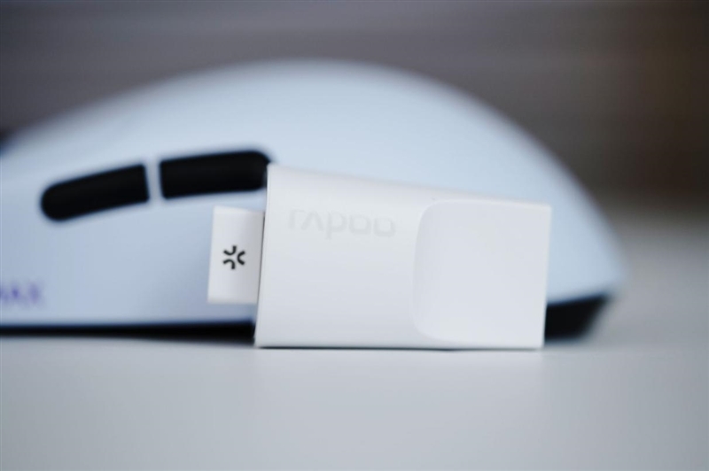 39g无打孔+原生双8K!雷柏VT0 Air MAX / VT3s Air MAX鼠标评测:轻到飞起还快到极致