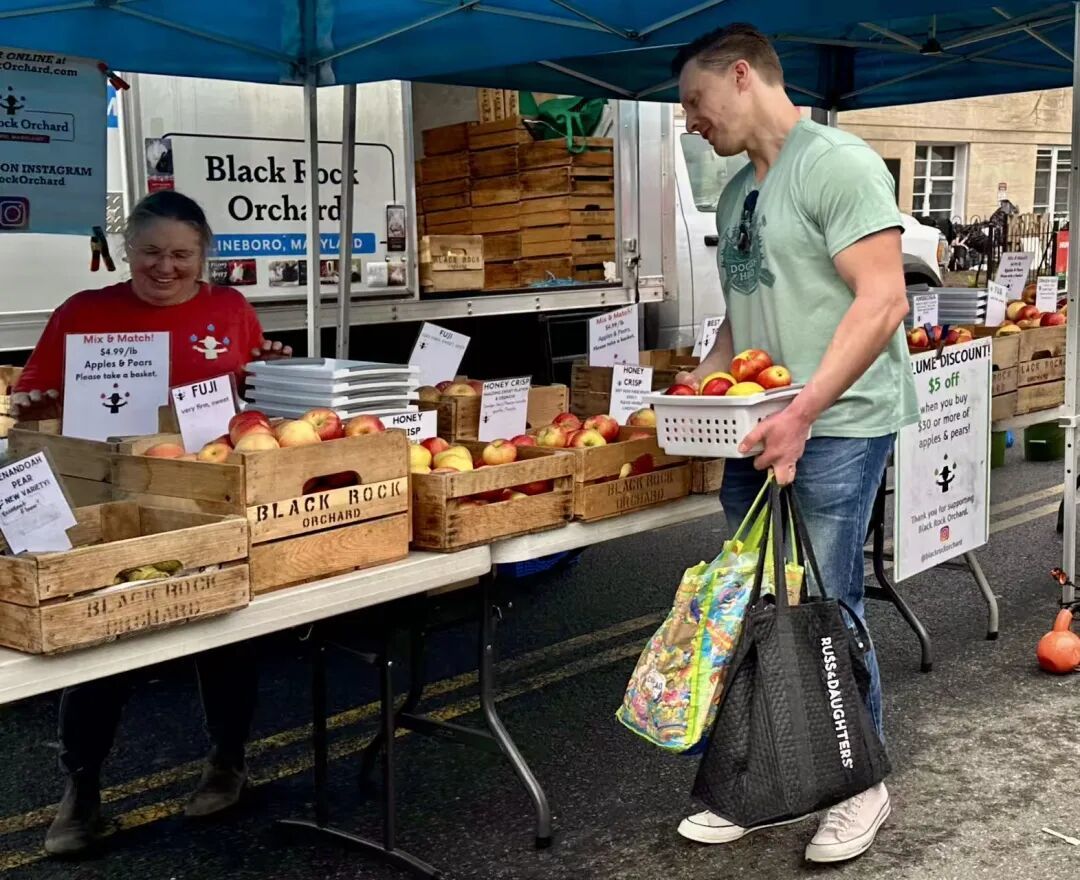 如果伊朗冲突推高能源价格,并蔓延至核心通胀,通胀仍将是美国经济的一个现实风险。 摄/金焱