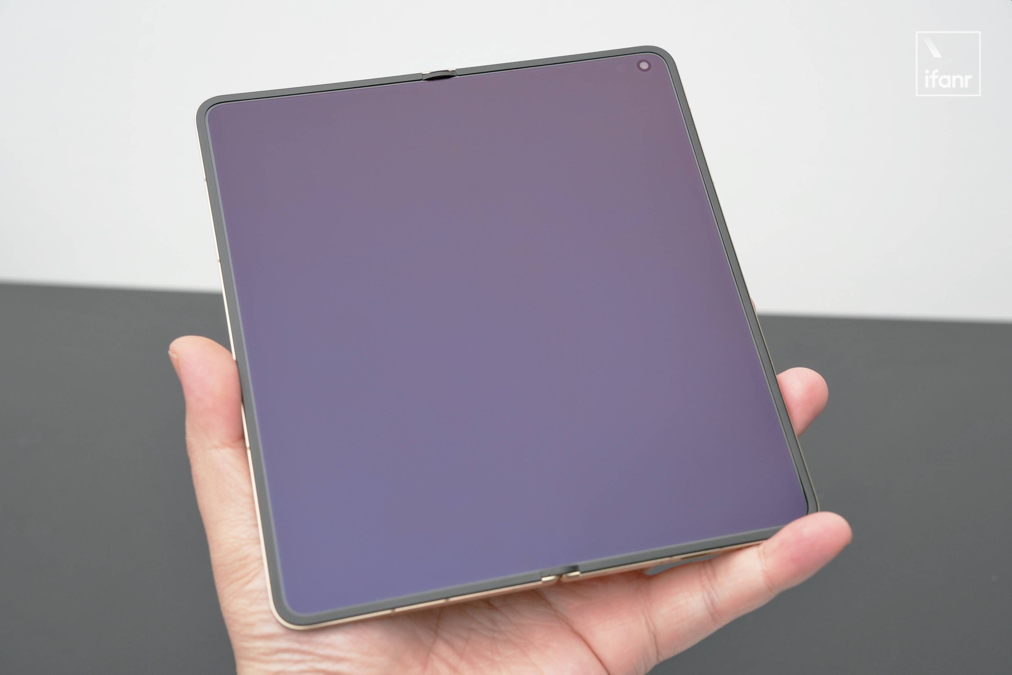 我们都误解了折叠屏|明日后视镜