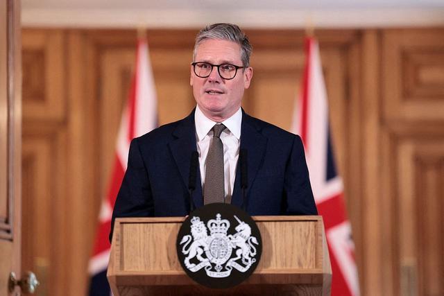 英国首相斯塔默