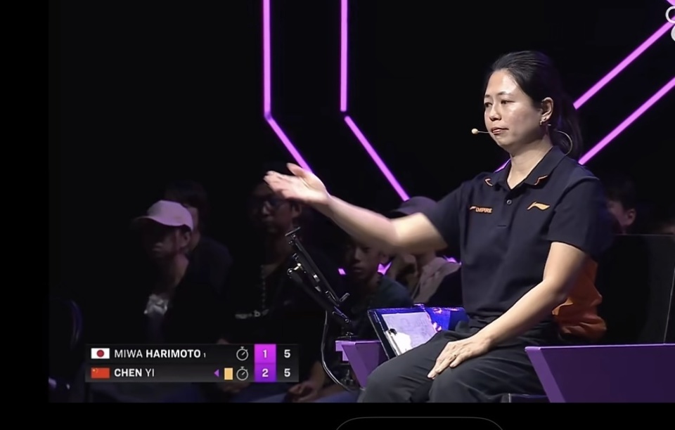 陈熠懵了!被裁判出示红牌+医疗暂停遭拒绝 网友:张本美和赢得不光彩 陈熠懵了!被裁判出示红牌+医疗暂停遭拒绝 网友:张本美和赢得不光彩