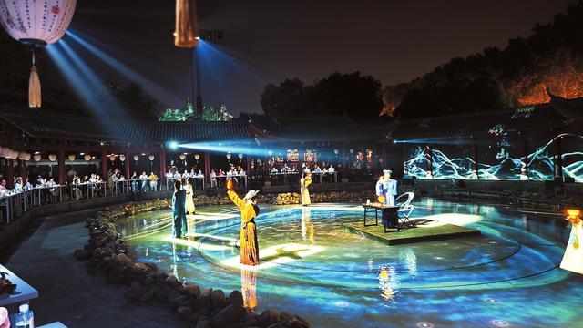 《今上岳阳楼》实景演绎。