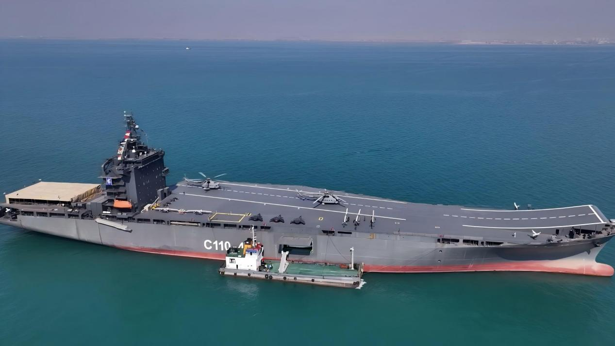 伊朗的航母由货船改装而来