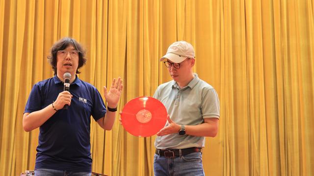 音乐分享会现场。