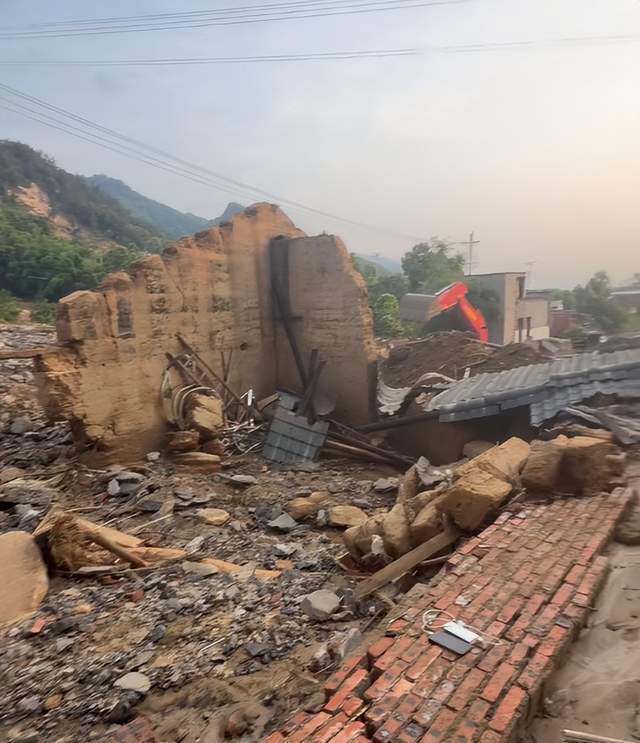 一张8人“全家福”，4人遇难_凤凰网资讯_凤凰网