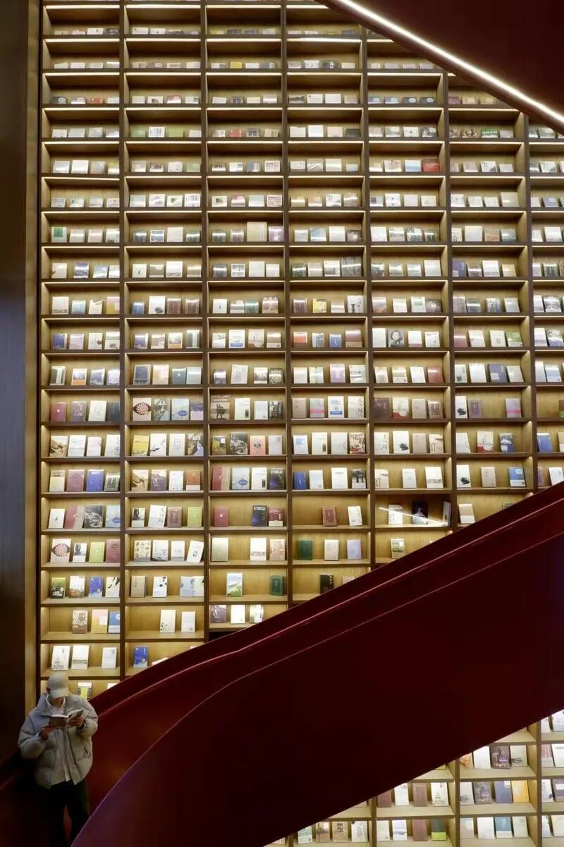 2022年1月22日,赵健主理的南京锦创书城试营业