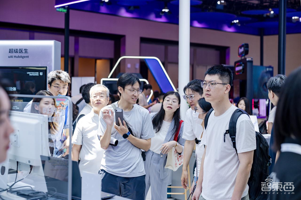 对话联影集团薛敏：医疗AI正在从模型竞争，走向医疗体系的重构