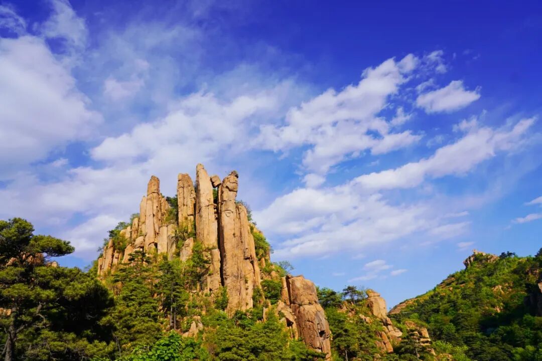 59.信手拈来 燕山石林景区提供.jpg