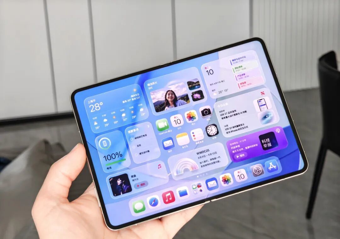 苹果新CEO的超等豪赌？ 大折叠屏iPhone Ultra设立信息全面曝光