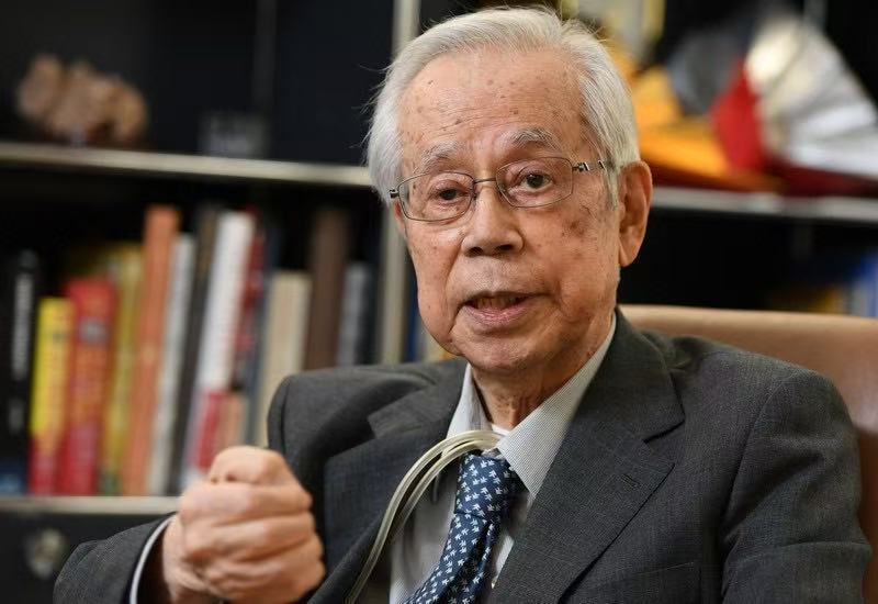 2025年12月,福田康夫接受日媒采访。