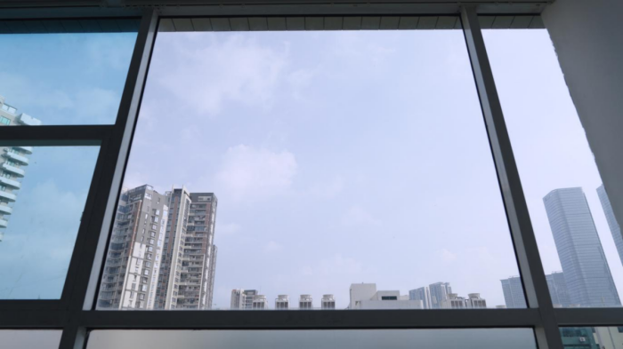 清洁“蜘蛛侠”照进现实？追觅 C2 Station 擦窗机器东谈主体验