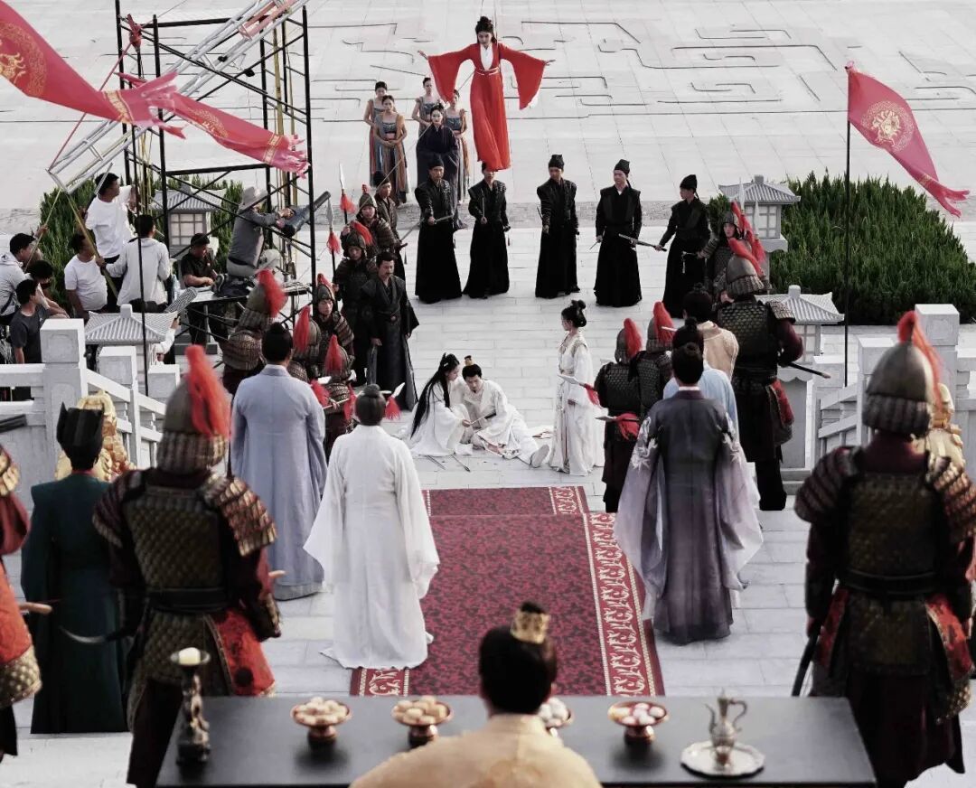 短剧剧组拍摄现场